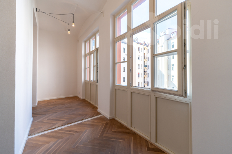 Novostavba bytu 2+kk v neosecesním domě v Praze 6 Bubeneč