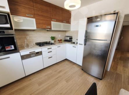 Pronájem bytu, 2+1, 62 m²