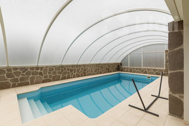 Prodej rodinného domu 5+KK 282 m2 ,pozemek 1607 m2,Srubec u Českých Budějovic