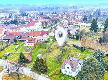 Prodej pozemku pro bydlení, 1 875 m²