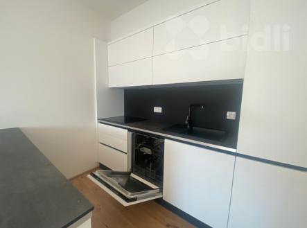 Pronájem bytu, 2+kk, 71 m²