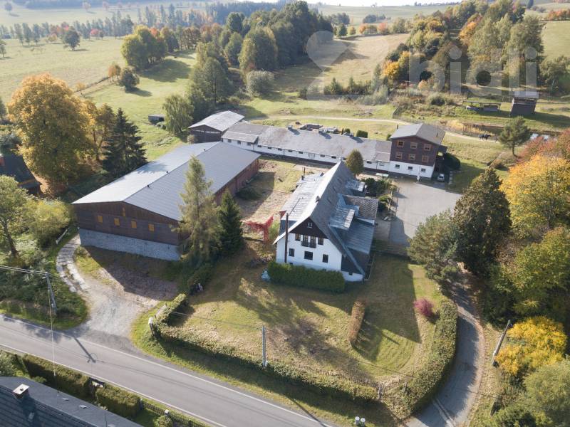 Prodej atraktivního areálu Hamříkova stáj, Horní Moravice, pohoří Jeseníky