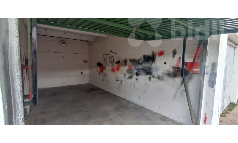 Prodej garáže, Pouchov -Hradec Králové