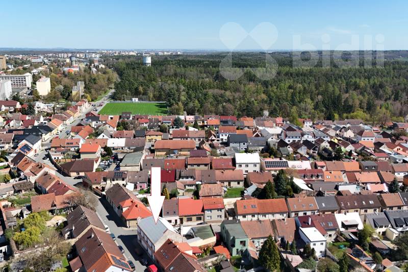Prodej mezonet. bytu 2+kk (3+kk), 96 m2, 2 koupelny, garáž, sklep, Stan. Strnada, Kladno-Rozdělov