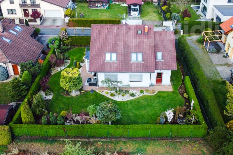 Rodinný dům s duší a pohádkovou zahradou v srdci lázeňských Poděbrad