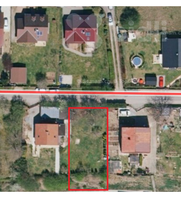 Pozemek se stavebním povolením a hezkým výhledem