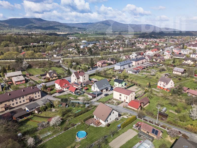 Prodej, byt 4+1, Návsí