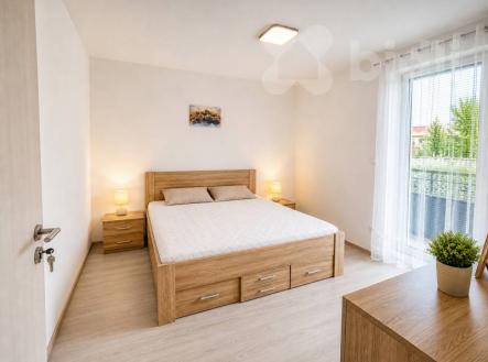 Pronájem bytu, 3+kk, 92 m²