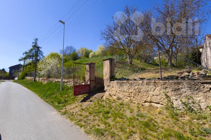 Stavební pozemek Únětice