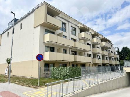 Pronájem bytu, 1+kk, 37 m²