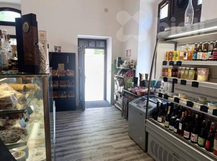 Pronájem obchodní prostory, 77 m²