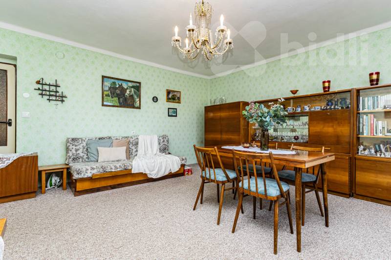 Prodej RD 6+1 250 m2, pozemek 3 642 m2, Vícemil, Jindřichův Hradec