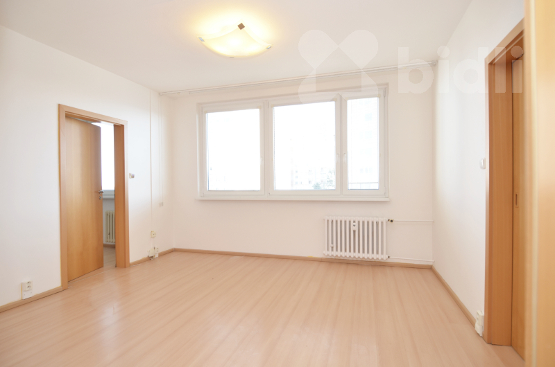 Pronájem bytu 2+kk, 44 m2, panel, Praha Hlubočepy