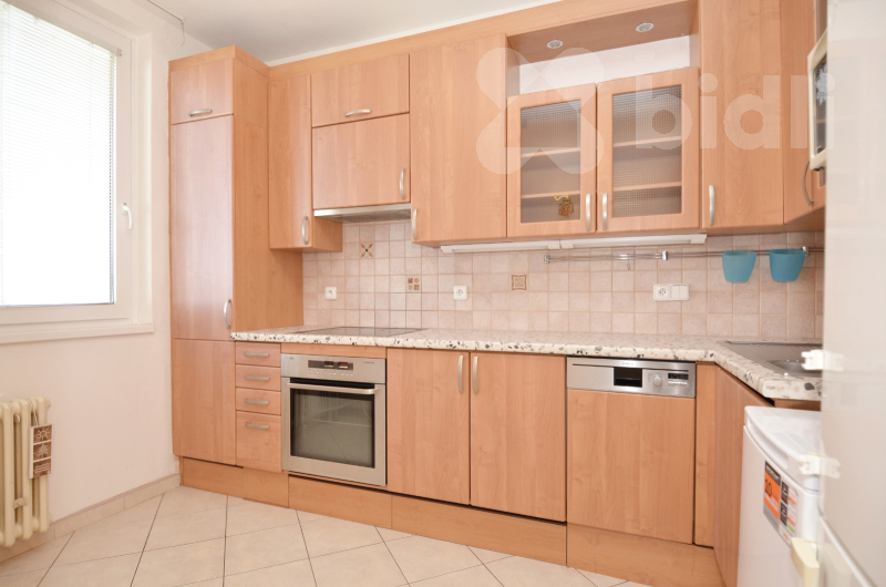 Pronájem bytu 2+kk, 44 m2, panel, Praha Hlubočepy