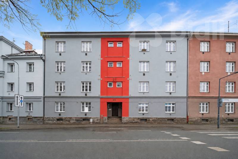 Pronájem bytu 1+1 Dvůr Králové Nábřeží