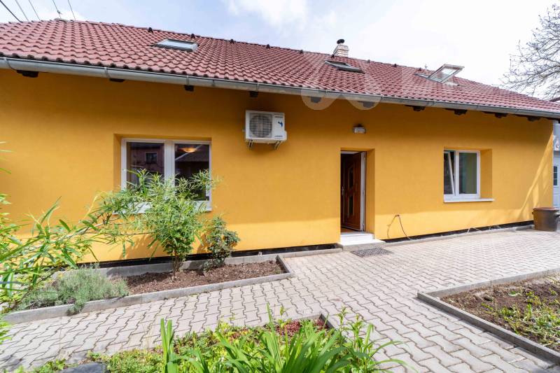 Prodej rodinného domu s garáží v Blevicích na Kladensku