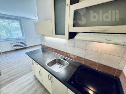 Pronájem bytu, 1+kk, 32 m²