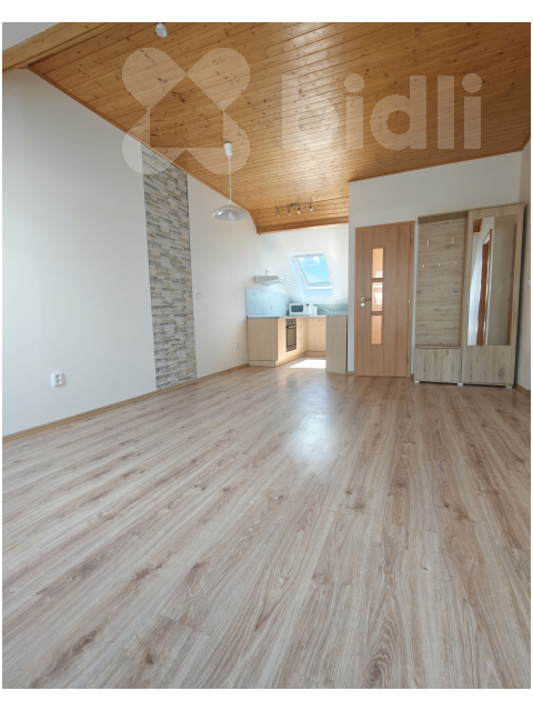 Pronájem bytu 2+kk, 45 m2;, Vamberk - zahrada, parkování, klidná lokalita