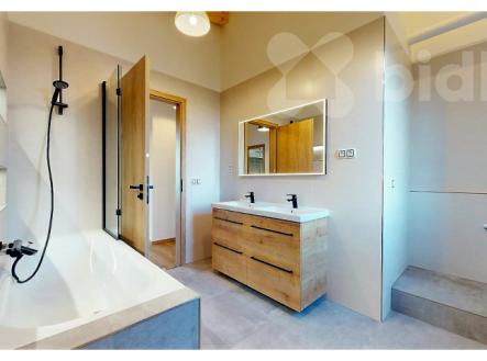 Pronájem bytu, 3+kk, 90 m²