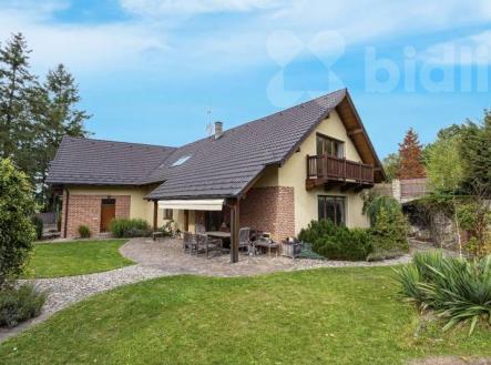 Prodej domu/vily, 282 m²