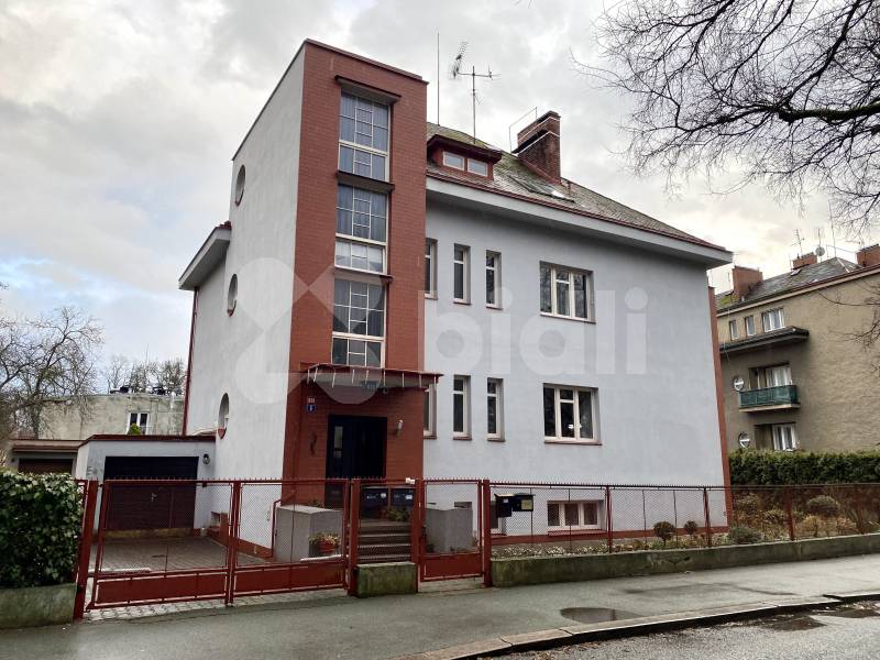 Pronájem bytu 3+1 v centru Hradce Králové
