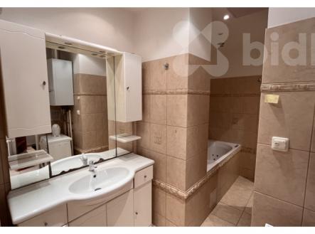 Pronájem bytu, 2+1, 72 m²