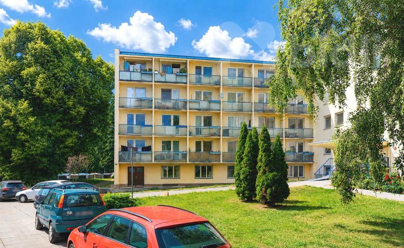 Pronájem bytu 45m2 s dvěma balkony - Wolkerova, Kuřim