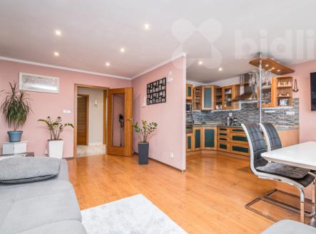 Pronájem bytu, 3+kk, 68 m²