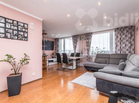 Pronájem bytu, 3+kk, 68 m²