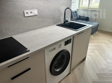 Pronájem bytu, 1+kk, 21 m²