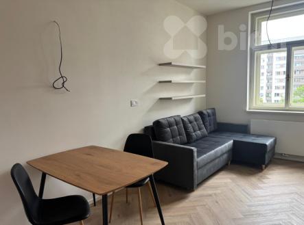 Pronájem bytu, 2+kk, 50 m²