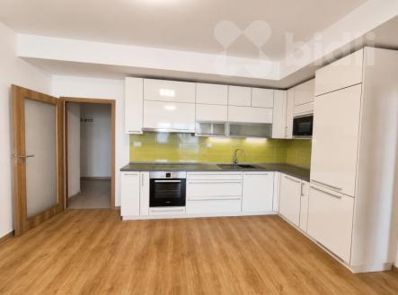 Pronájem bytu, 3+kk, 82 m²