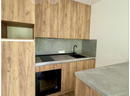 Pronájem bytu, 1+kk, 37 m²