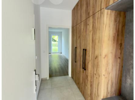 Pronájem bytu, 1+kk, 37 m²