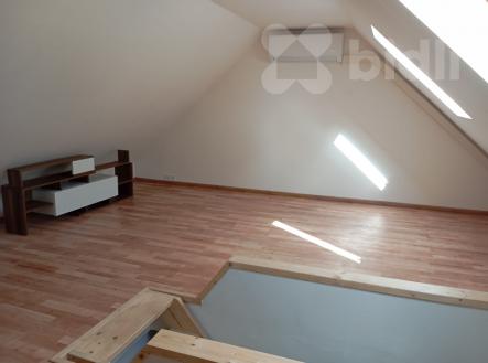 Pronájem bytu, 2+kk, 36 m²