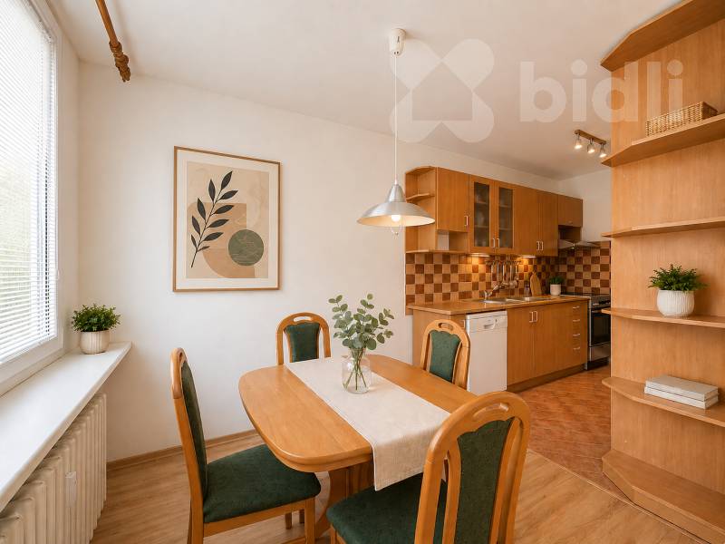Pronájem bytu 3+1, 73 m² + zasklená lodžie 7 m², Praha 10 - Horní Měcholupy, ul. Parmská