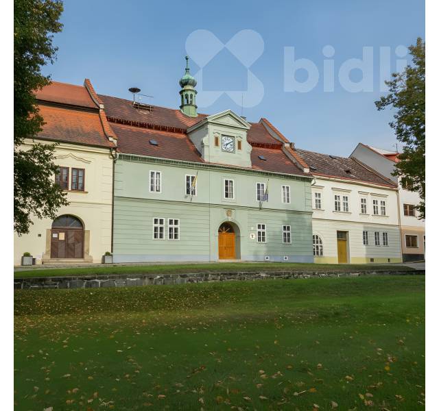 Zahrada s chatou u rybníka Kortusák - Žlutice 489 m2