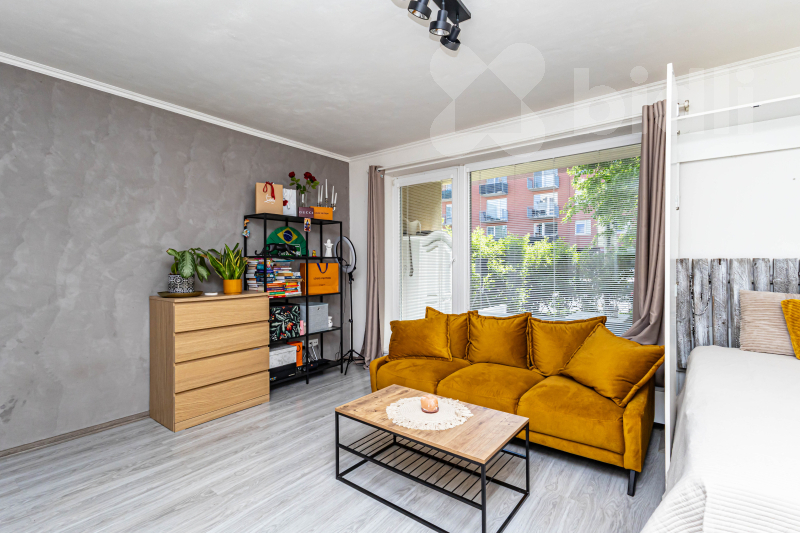 Krásný byt 1+kk, 37 m2, zahrádka 41 m2, Hostivice u Prahy