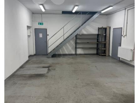 Pronájem výrobní prostory, 250 m²