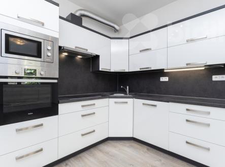 Pronájem bytu, 2+kk, 52 m²