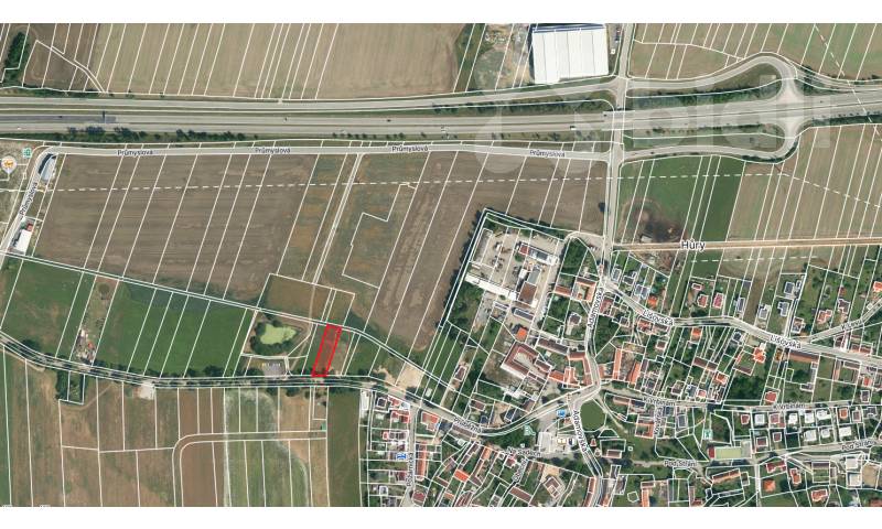 Pozemek 1 170 m2 v Hůrách se stavebním povolením