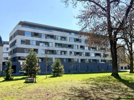 Pronájem bytu, 3+kk, 84 m²