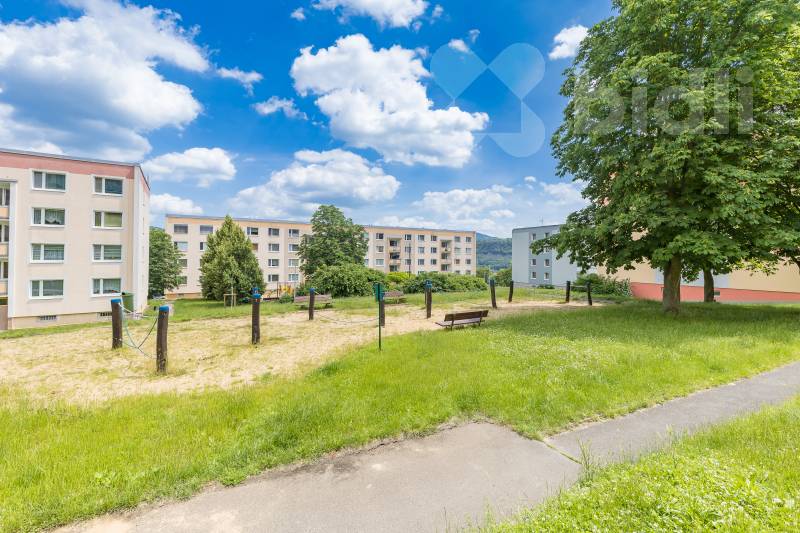 Prodej, Byt 1+1 33 m2, Hluboká, Ústí nad Labem - Neštěmice
