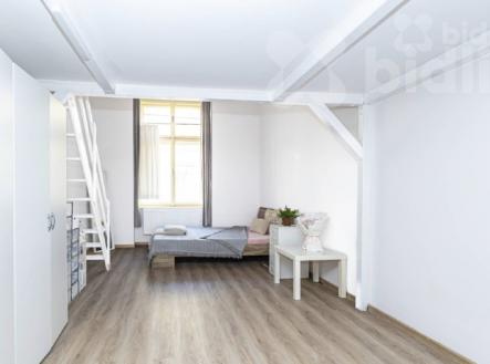 Pronájem bytu, 1+1, 40 m²