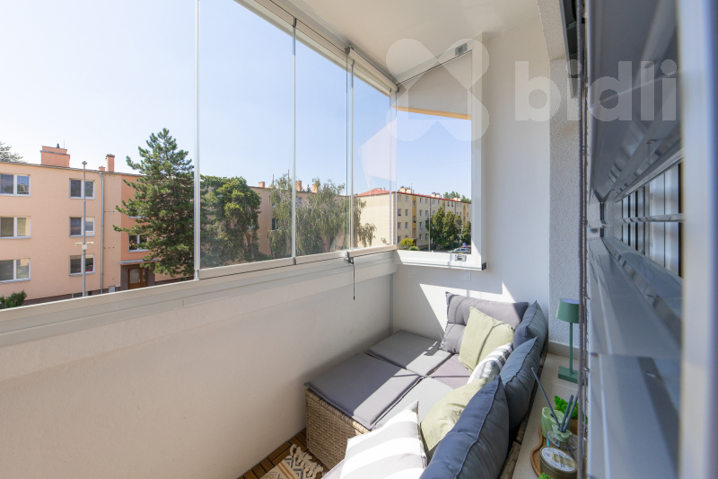Moderní byt 2+1 s balkonem po rekonstrukci, ul. Sadová, Modřice