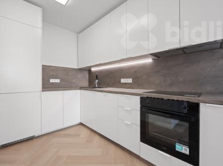 Pronájem bytu, 2+kk, 45 m²