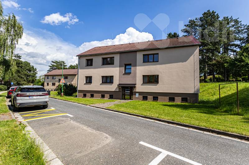 Prodej bytu 3+1, 69 m2, Chvaletice - Žižkova