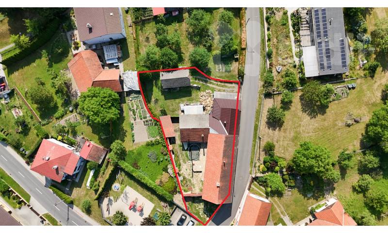 Prodej rodinného domu po rekonstrukci 190m2 - Kunovice, okr. Vsetín