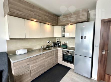 Pronájem bytu, 1+kk, 38 m²