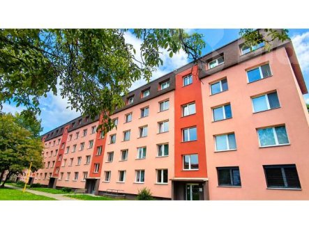 Prodej prostorného bytu 3+1 s lodžií - Otrokovice, Kvítkovice, ul. SNP